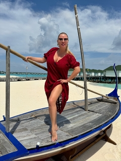 Anna Semenovich feet photo thumbnail