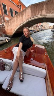 Anna Semenovich feet photo 5