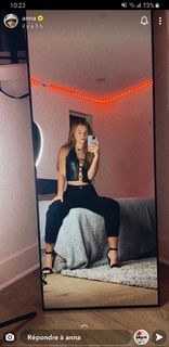 Anna Shumate feet photo thumbnail