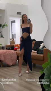 Anna Shumate feet photo thumbnail
