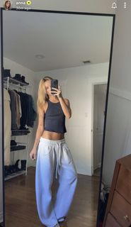 Anna Shumate feet photo 4