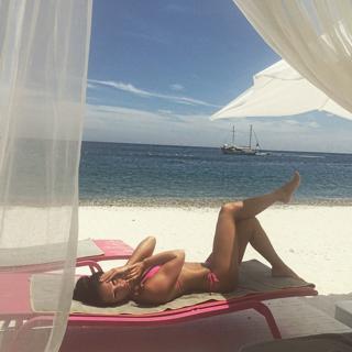 Anna Shurochkina feet photo thumbnail