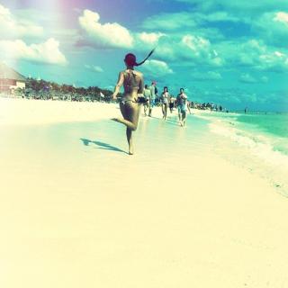 Anna Shurochkina feet photo thumbnail