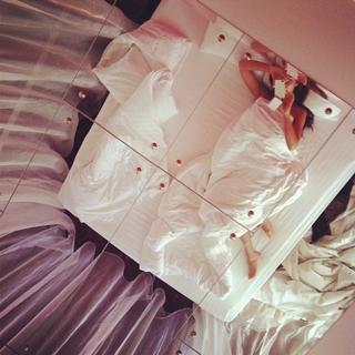 Anna Shurochkina feet photo thumbnail