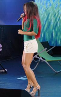 Anna Shurochkina feet photo thumbnail