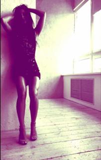 Anna Shurochkina feet photo thumbnail