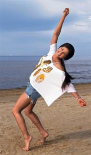 Anna Shurochkina feet photo thumbnail