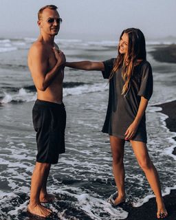 Anna Shurochkina feet photo thumbnail