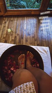 Anna Shurochkina feet photo thumbnail