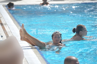 Anna Shurochkina feet photo thumbnail