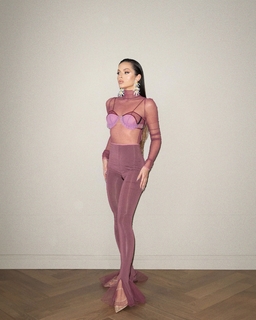 Anna Shurochkina feet photo thumbnail