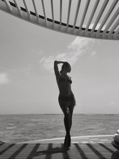 Anna Shurochkina feet photo thumbnail