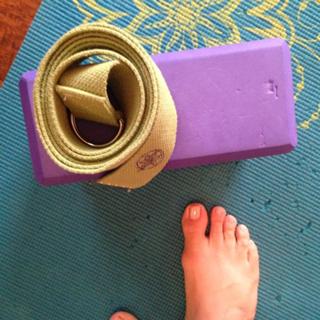 Anna Silk feet photo thumbnail