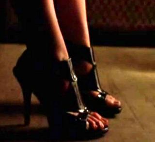 Anna Silk feet photo thumbnail