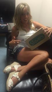 Anna Simon feet photo thumbnail