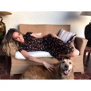 Anna Simon feet photo thumbnail