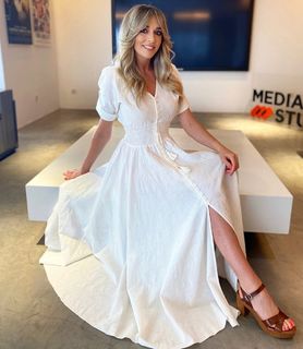 Anna Simon feet photo thumbnail