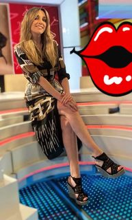 Anna Simon feet photo thumbnail