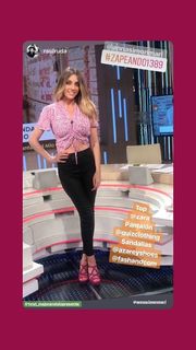 Anna Simon feet photo thumbnail