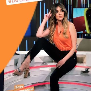 Anna Simon feet photo thumbnail