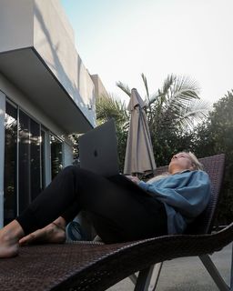 Anna Sitar feet photo 5