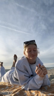 Anna Sitar feet photo 12