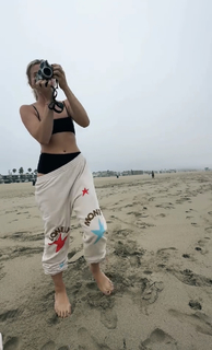Anna Sitar feet photo 11