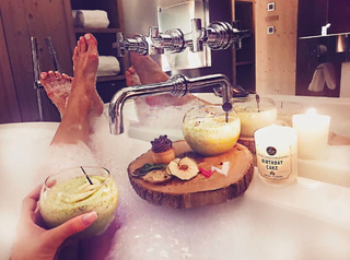 Anna Skura feet photo 10