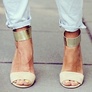 Anna Skura feet photo 14
