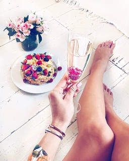Anna Skura feet photo 8
