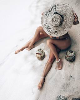 Anna Skura feet photo 5