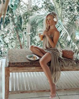 Anna Skura feet photo 20