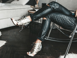 Anna Skura feet photo 14