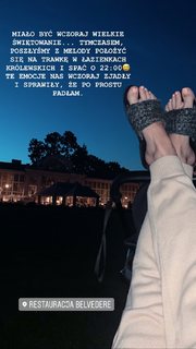 Anna Skura feet photo 7