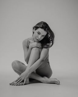 Anna Starshenbaum feet photo 14