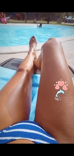 Anna Tatangelo feet photo thumbnail