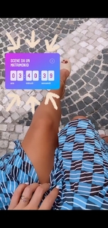 Anna Tatangelo feet photo thumbnail