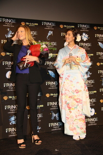 Anna Torv feet photo thumbnail