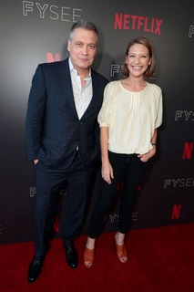 Anna Torv feet photo thumbnail