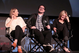 Anna Torv feet photo thumbnail