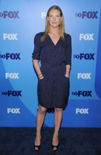 Anna Torv feet photo thumbnail