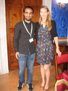 Anna Torv feet photo thumbnail