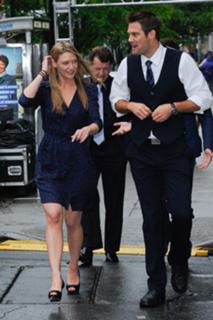 Anna Torv feet photo thumbnail