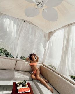 Anna Tsukanova-Kott feet photo 1