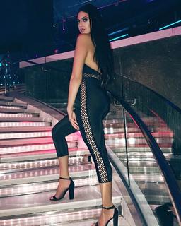 Anna Vakili feet photo 6