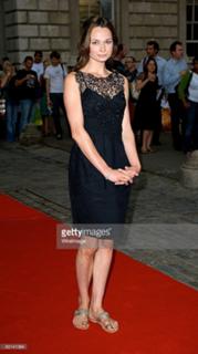 Anna Walton feet photo 10
