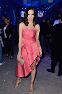 Anna Wendzikowska feet photo thumbnail