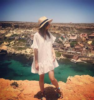 Anna Wendzikowska feet photo thumbnail