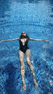 Anna Wendzikowska feet photo thumbnail