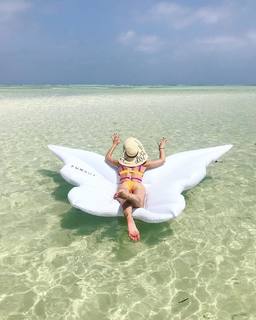 Anna Wendzikowska feet photo thumbnail